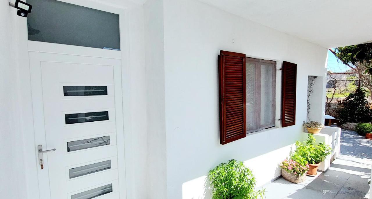 Apartment In Murter Ngoại thất bức ảnh